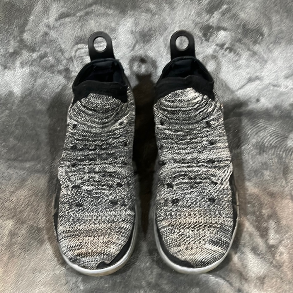 Nike Zoom KD 11 Still KD Mens Sz 10 (Beaters) # AO2604-004 Blk/Silv/Gry